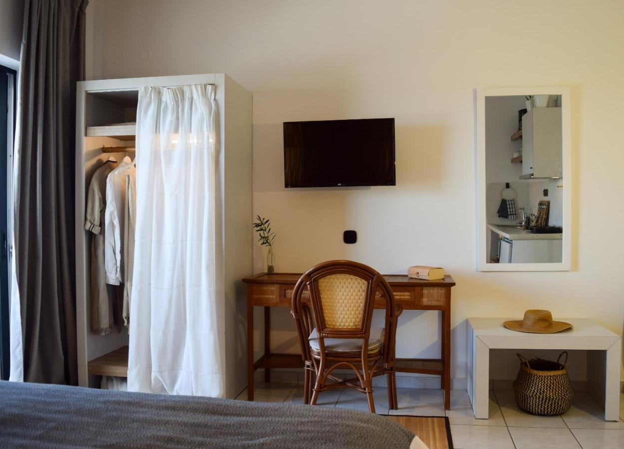 Kanso Rooms Galatas  Exterior photo
