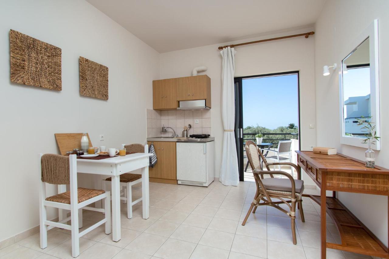 Kanso Rooms Galatas  Exterior photo