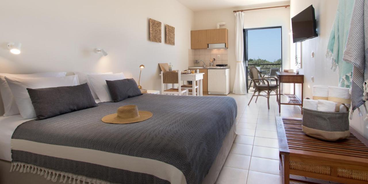 Kanso Rooms Galatas  Exterior photo