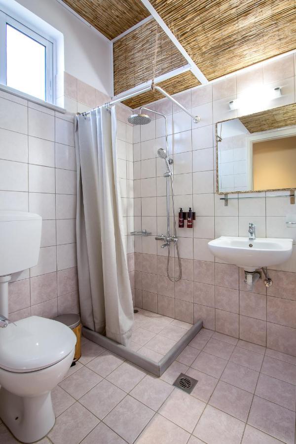 Kanso Rooms Galatas  Exterior photo