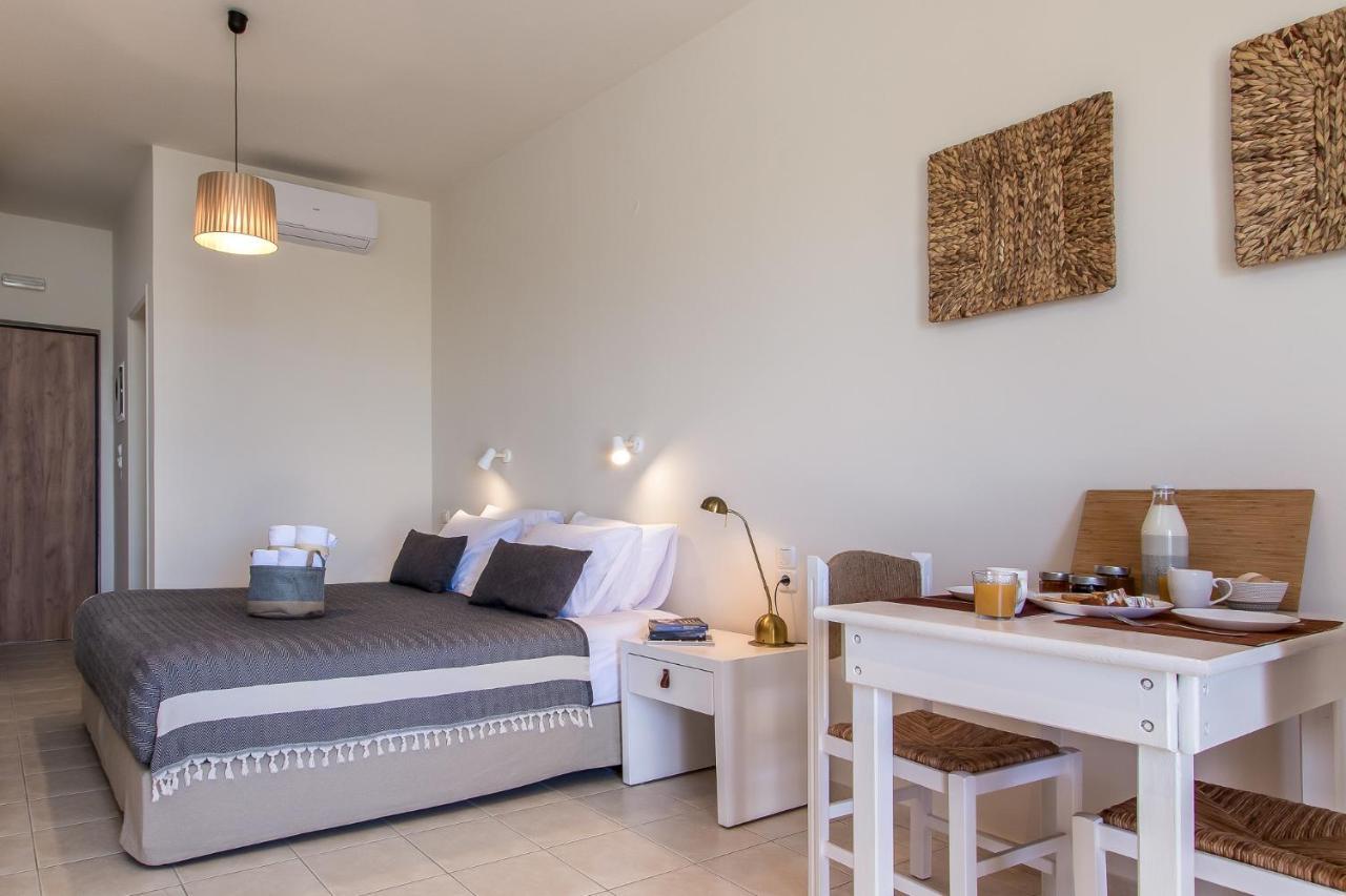 Kanso Rooms Galatas  Exterior photo